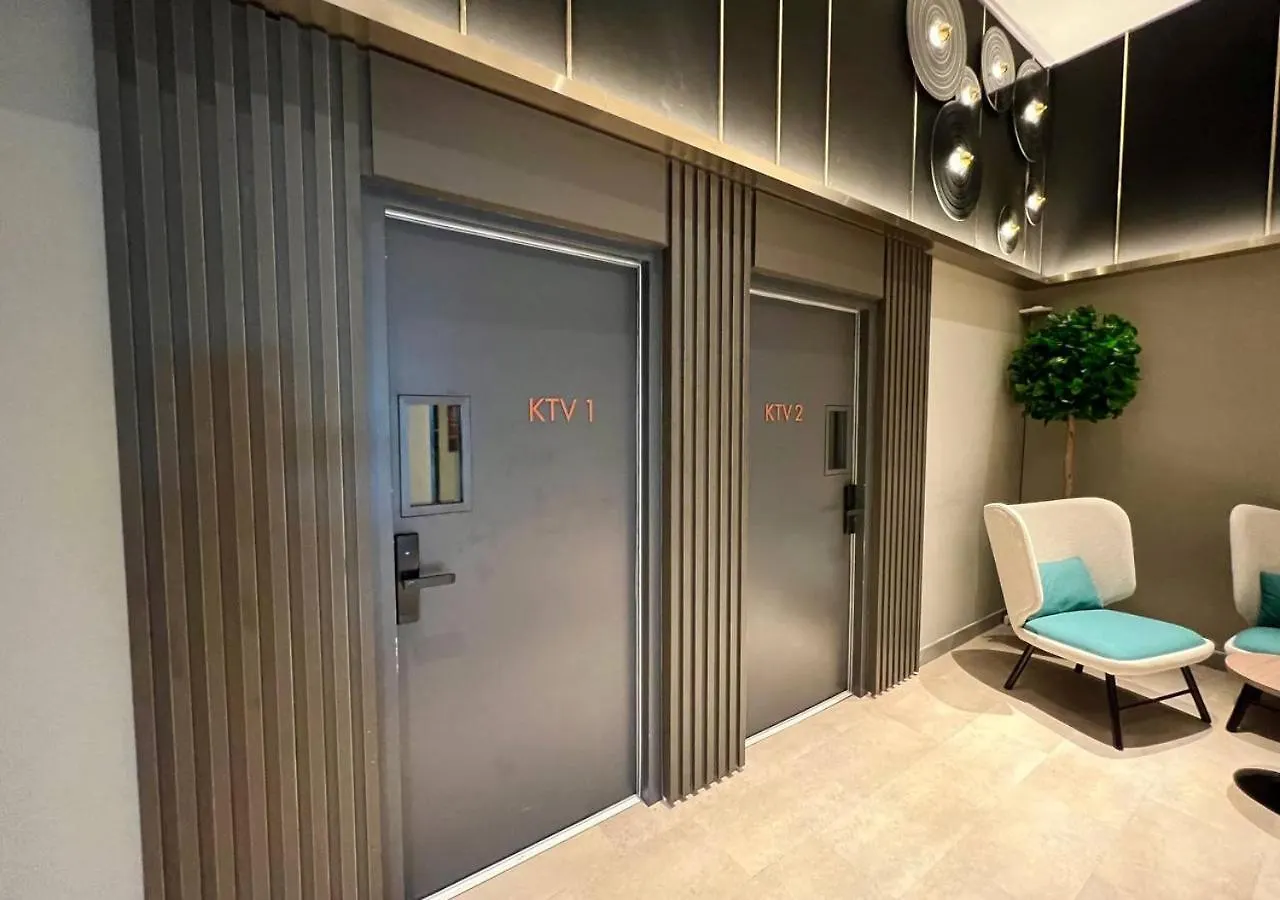 Ferienwohnung 3Br / 9 Pax / Sunway Velocity / Mrt / Lrt Kuala Lumpur Apartment